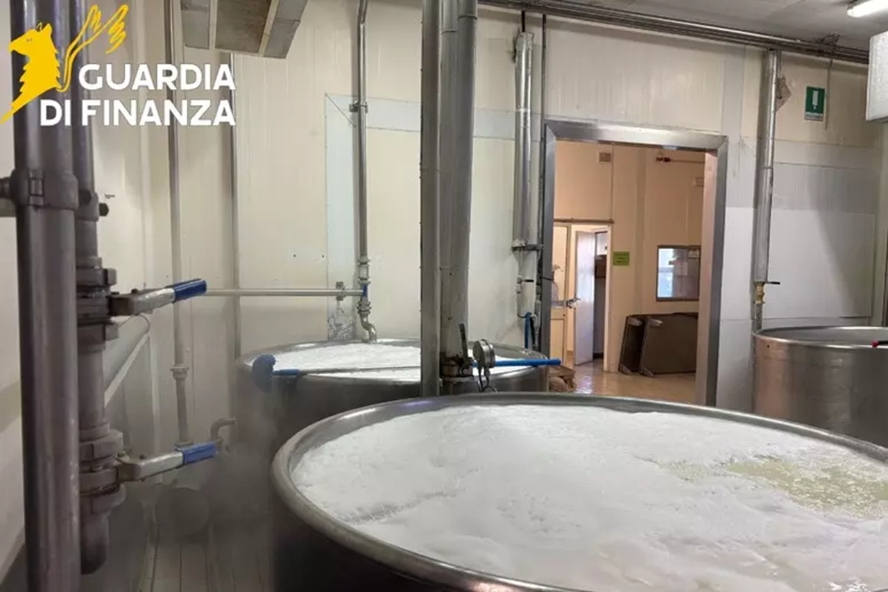 Frode alimentare a Ragusa: 3 milioni di litri di latte maltese venduto come italiano