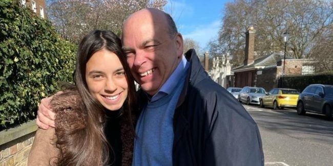Eredi di Mike Lynch in rovina: devono 800 milioni di euro a HP