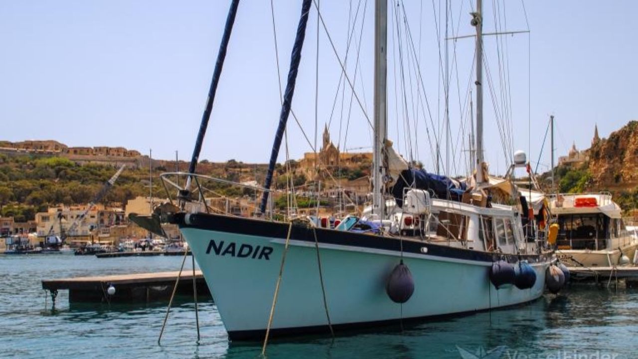 Al veliero Nadir non è più consentito salpare. L’accusa feroce della Ong
