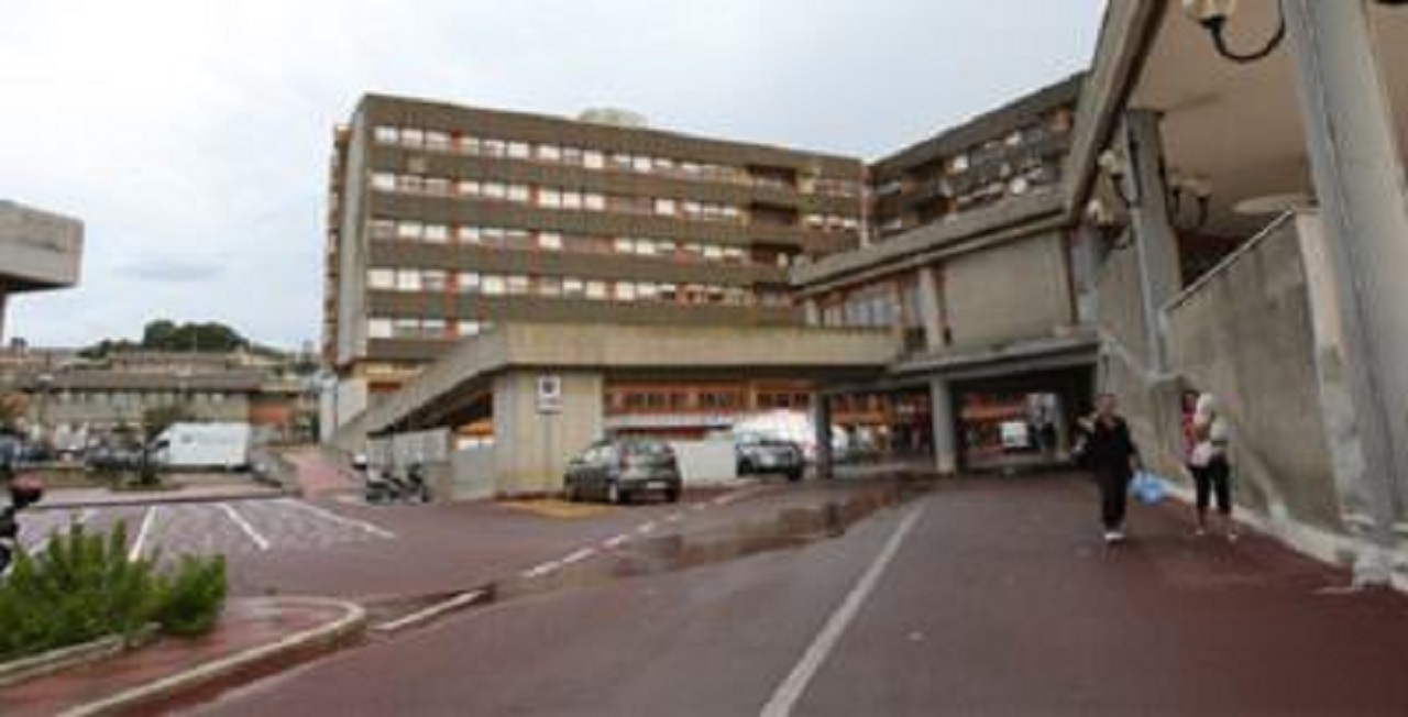 Medico schiaffeggiato e costola rotta per una guardia giurata: aggressione in ospedale