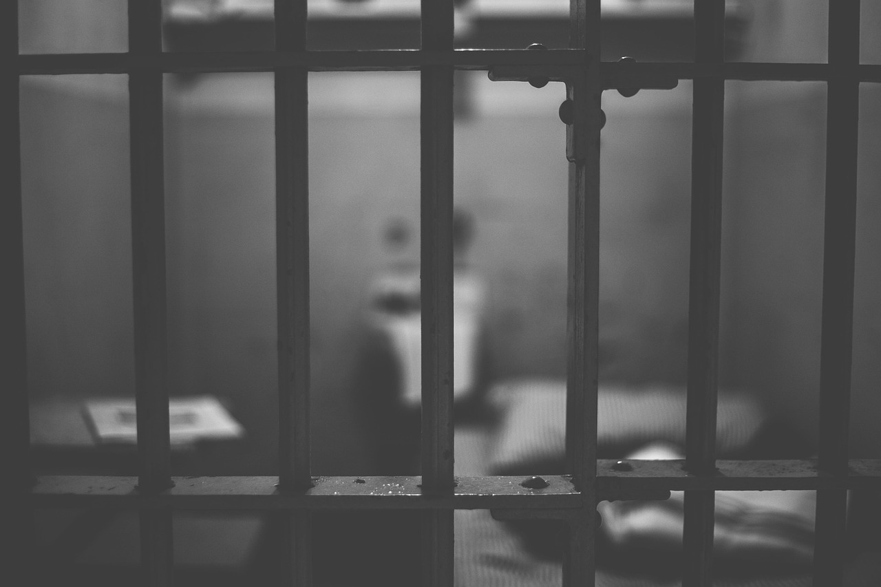 Palermo, detenuti aggrediscono quattro agenti penitenziari all’Ucciardone