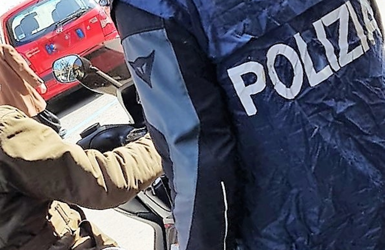Rapina “mordi e fuggi” in un ingrosso di detersivi a Palermo: arrestato 50enne recidivo