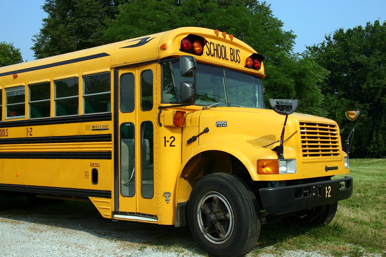 Dalla Regione 2 milioni per l’acquisto di 26 scuolabus