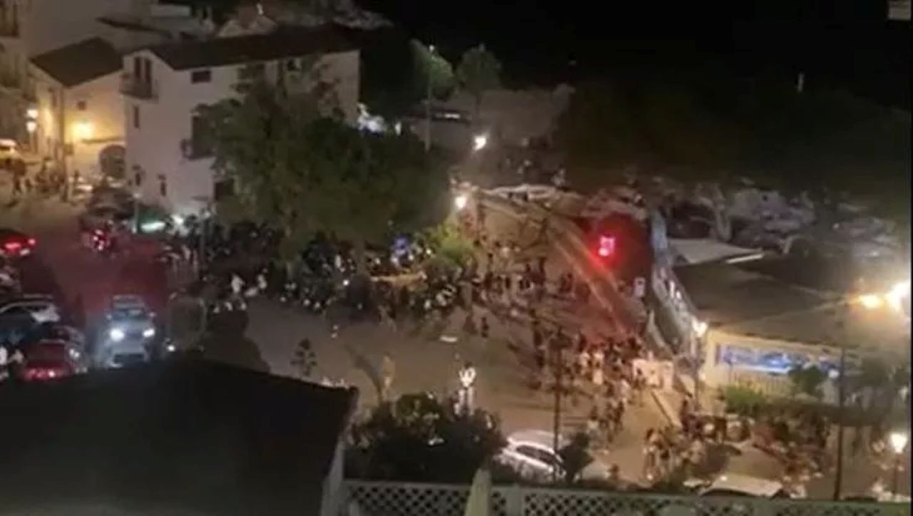 Colpi di pistola sulla spiaggia a Santa Flavia: la movida finisce nel caos, 28enne ferito
