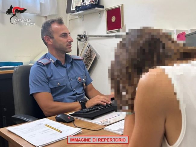 Catania, incendia l’abitazione dei genitori: denunciato 36enne
