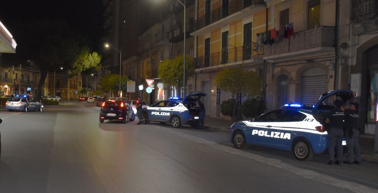 Controlli straordinari a Caltagirone. Denunciati i titolari di due bar