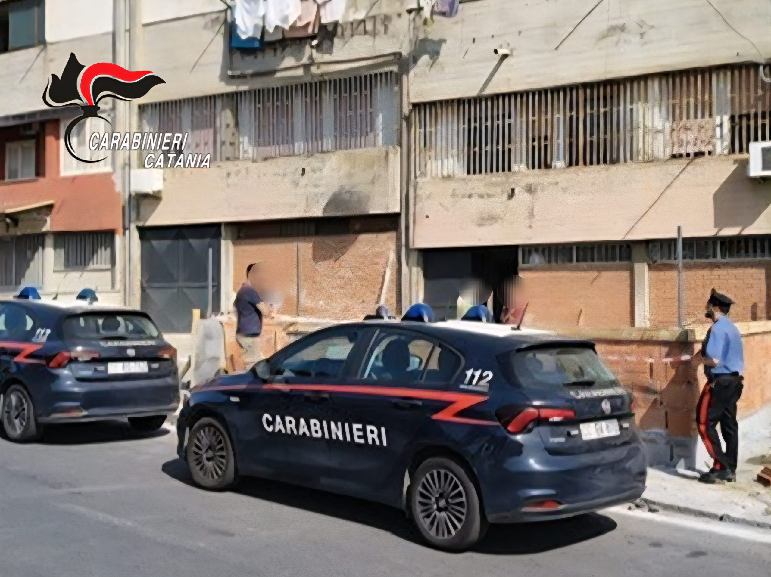 Catania, fermato cantiere abusivo su suolo pubblico: denunciati quattro uomini e sequestro dell’area