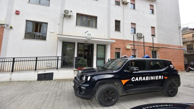 Rubavano corrente con allacci abusivi: beccati 5 “furboni” nel Palermitano
