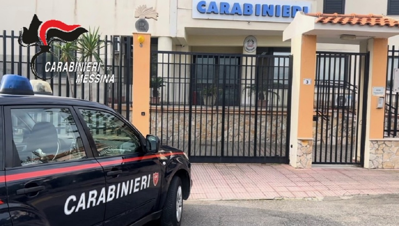 Tentata “truffa dello specchietto” contro un anziano: arrestato 37enne
