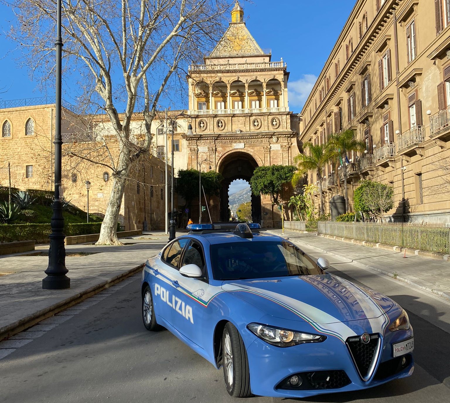 Palermo, minacce e continue richieste di denaro: 3 arresti per estorsione aggravata