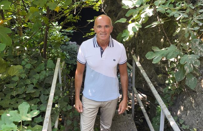 San Giovanni Galermo, via la scala metallica nella Grotta. Nauta: “Grande soddisfazione”, al via il recupero delle antiche scale in pietra lavica