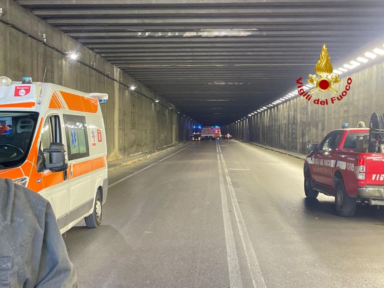 Incidente stradale all’interno della galleria della circonvallazione di Avola