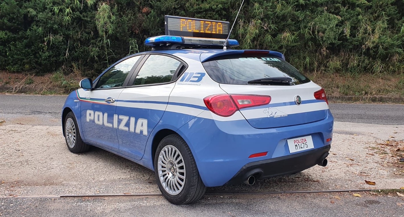 Aggredisce l’ex moglie e accoltella il suo nuovo compagno allo Zen di Palermo: arrestato 52enne