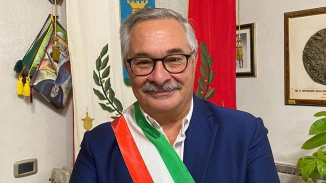 Carini “sotto assedio”: furto alla sede del Comune. Il sindaco: “Ho chiesto l’istituzione di un commissariato di Polizia”