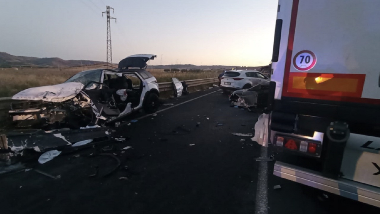 Giuseppe Ruscica e la figlia Martina sono le vittime dell’incidente mortale sulla Catania-Gela