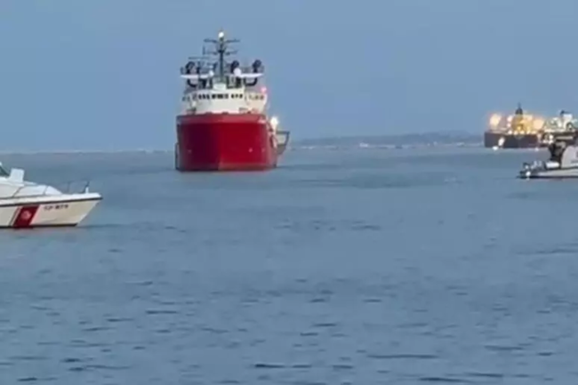 Fermo amministrativo per la Mediterranea a Trapani, la Ocean Viking invece approda ad Augusta