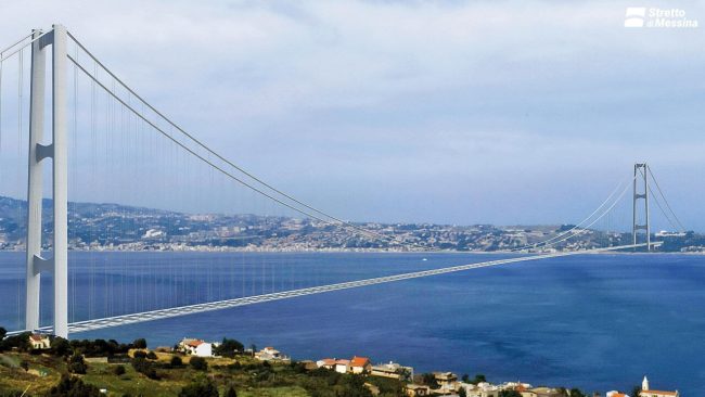 Salvini: “A breve la prima pietra del Ponte sullo Stretto”