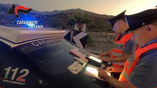 Catania, operazione “Ferragosto Sicuro”: 10 patenti ritirate, oltre 3mila euro di multe e 50 punti decurtati