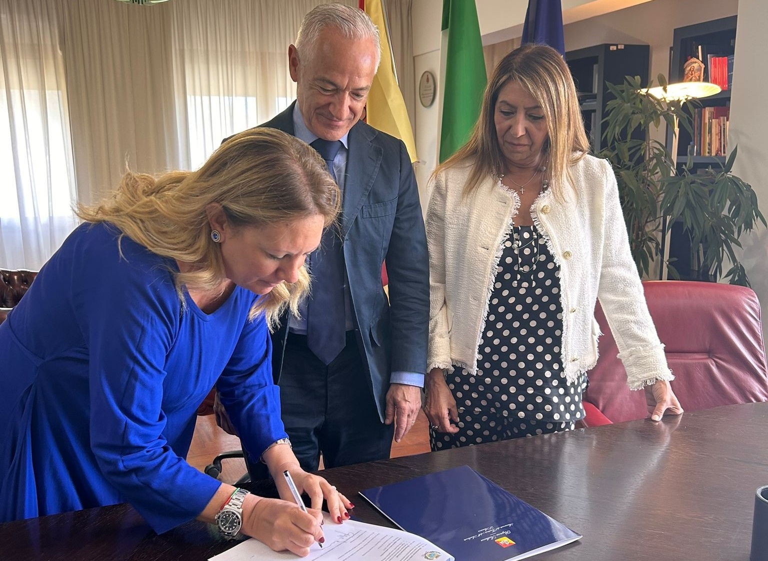 A Erice un centro studi internazionale per la prevenzione degli incendi: siglato accordo