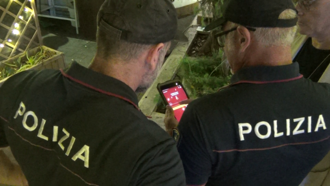Maxi controllo a Siracusa: 261 identificati e 12 multe