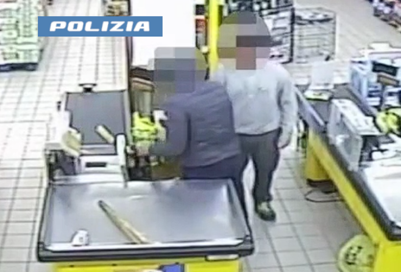 In tre giorni tenta di rapinare tre diversi supermercati: in manette 38enne a Catania