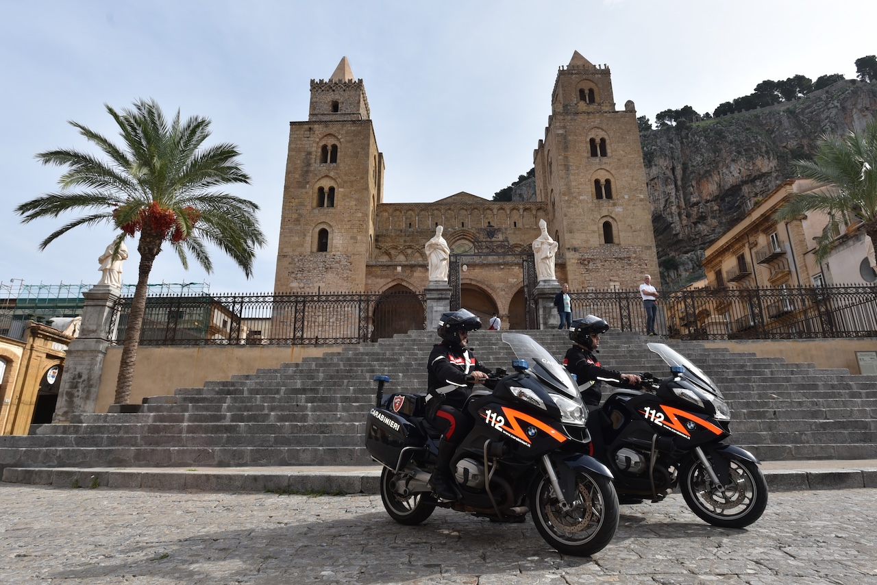 Furto aggravato a Palermo, in manette tre persone