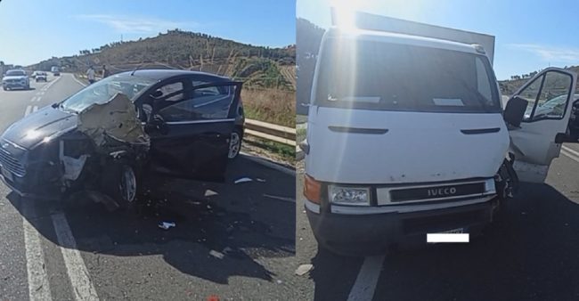 Scontro frontale in direzione Caltagirone: ci sono due feriti