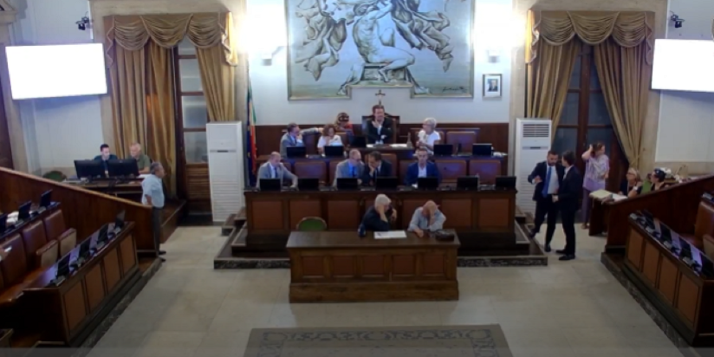 Catania, approvato in consiglio il rendiconto 2024: in arrivo oltre 100 nuovi agenti di polizia locale