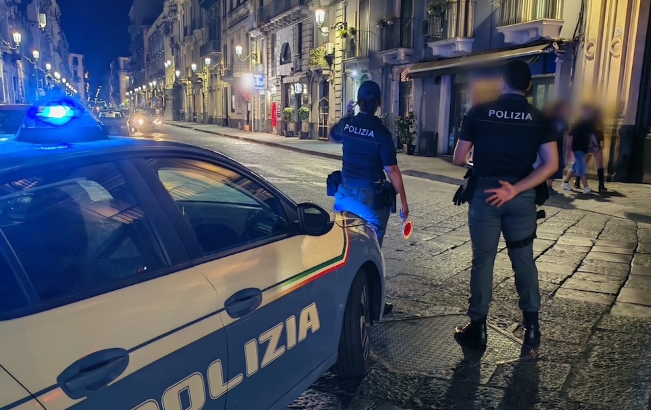 Controlli interforze per la movida a Catania: weekend di denunce, sanzioni e sequestri