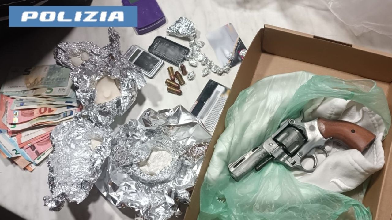 Catania, droga e armi clandestine in casa: un arresto a San Cristoforo