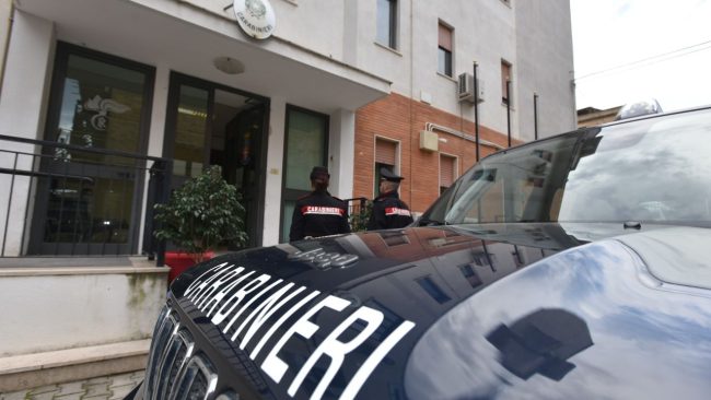 Furti di energia elettrica nel Palermitano, un arresto e una denuncia