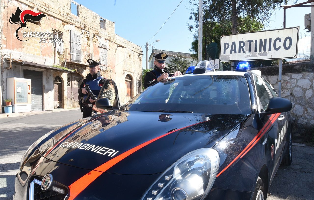 Ruba il motorino ad un coetaneo e gli chiede soldi per restituirlo: arrestato 15enne per estorsione