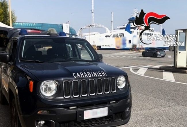 Sbarca a Messina con oltre 2,5 chili di droga: in manette 25enne