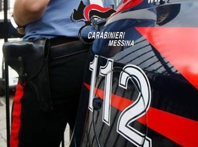 Messina, ladro di moda colpisce un negozio del centro