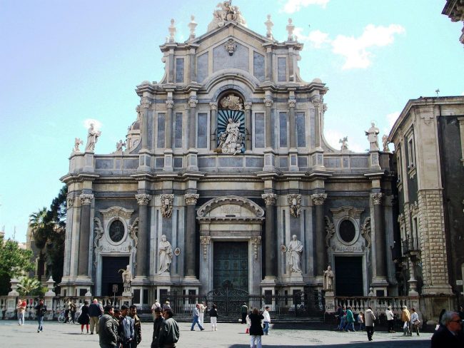 Aggressione tra stranieri al centro di Catania: indagini in corso e fermato un possibile sospettato