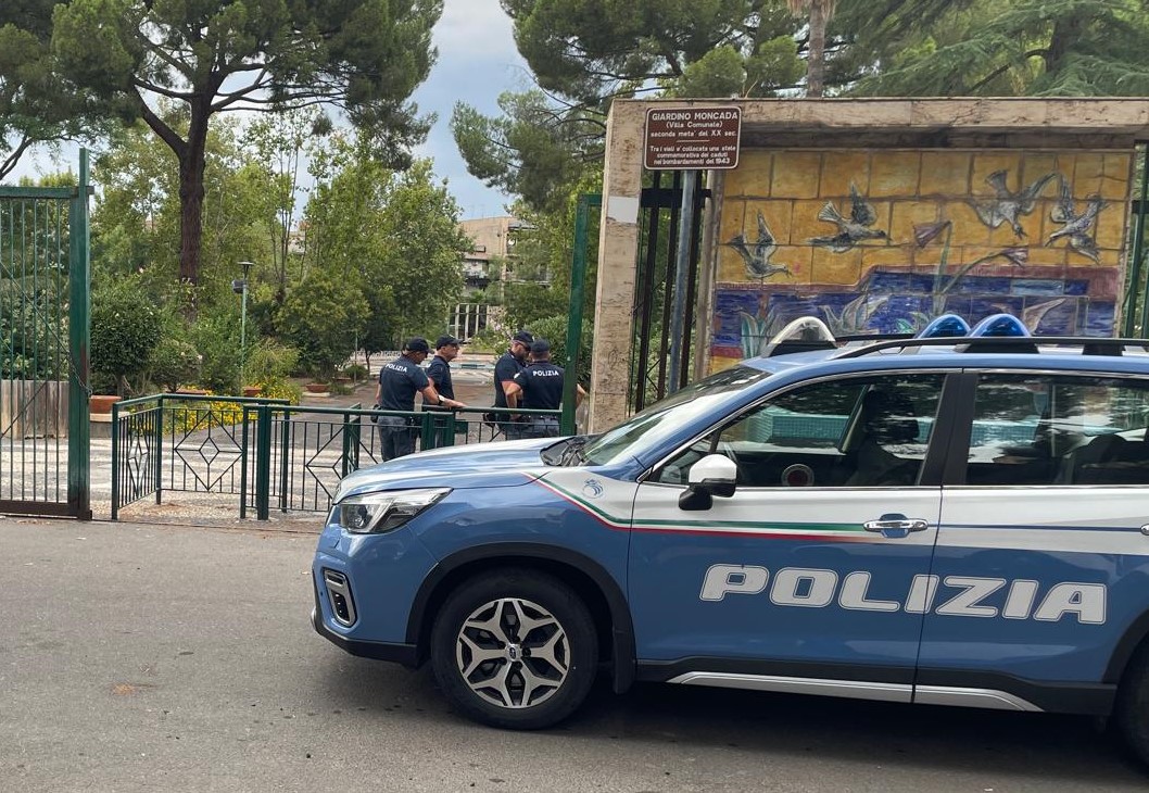 Paternò, maxi controlli della Polizia: sequestri alimentari e multe per 9mila euro