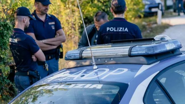 Donna cade in una scarpata tra Castellammare del Golfo e Inici: salvata dalla Polizia