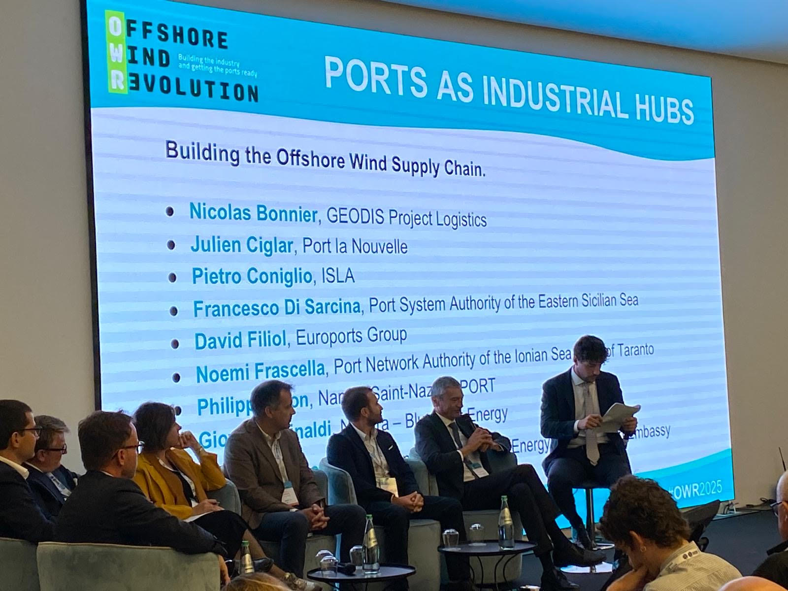 Porto di Augusta hub italiano per l’eolico offshore: in arrivo 50 milioni per l’adeguamento delle infrastrutture
