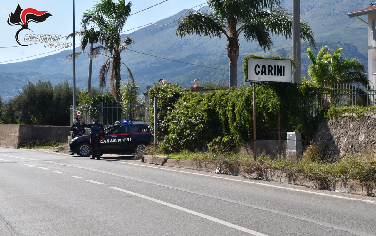 “Favorisca i documenti”, ma ha della cocaina in mano: ai domiciliari 44enne di Carini