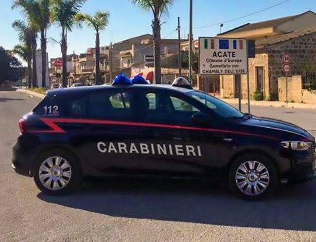 Colpito alla testa con uno sgabello dal suocero: lite familiare nel Ragusano