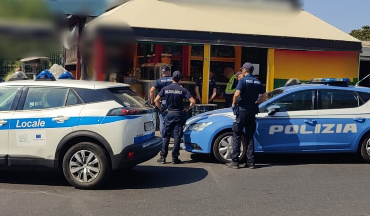 Sequestrato un chiosco abusivo a Nesima
