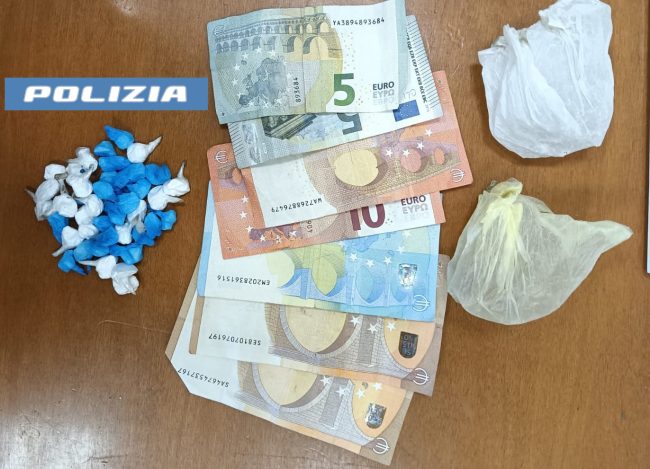 Acireale, 20enne sorpreso con la droga nascosta negli slip: arrestato