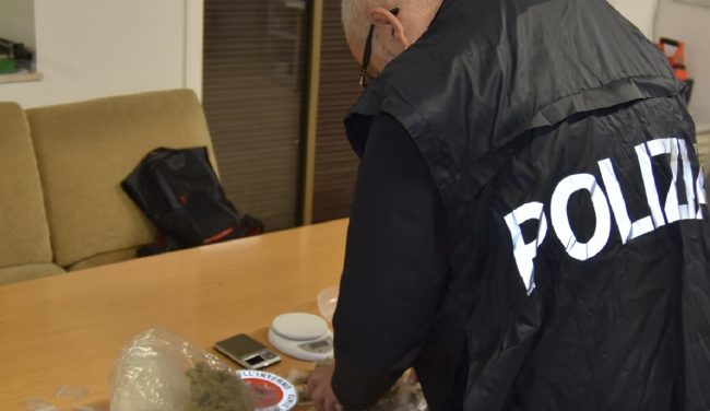 Operazione antidroga “Primus 2” ad Adrano: 5 arresti