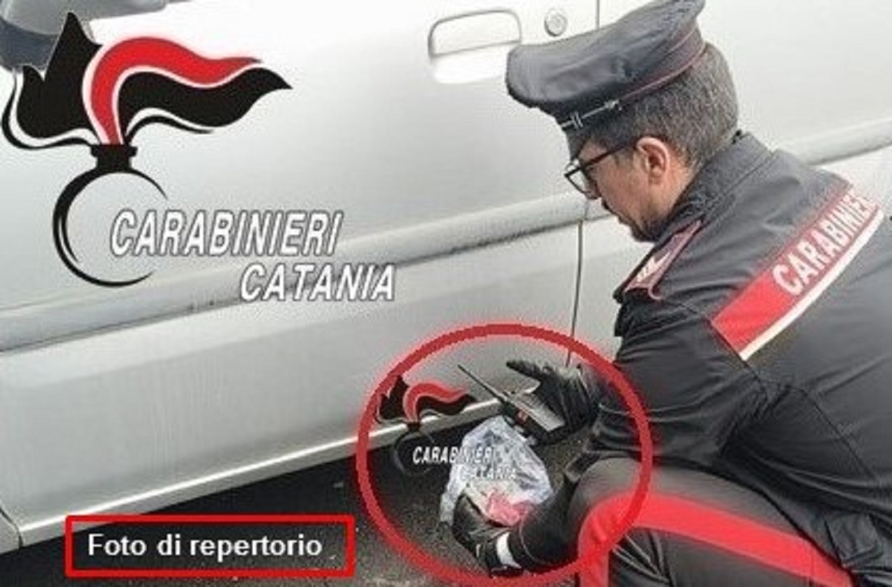 Termina la “stupefacente” attività di un pusher catanese: arrestato