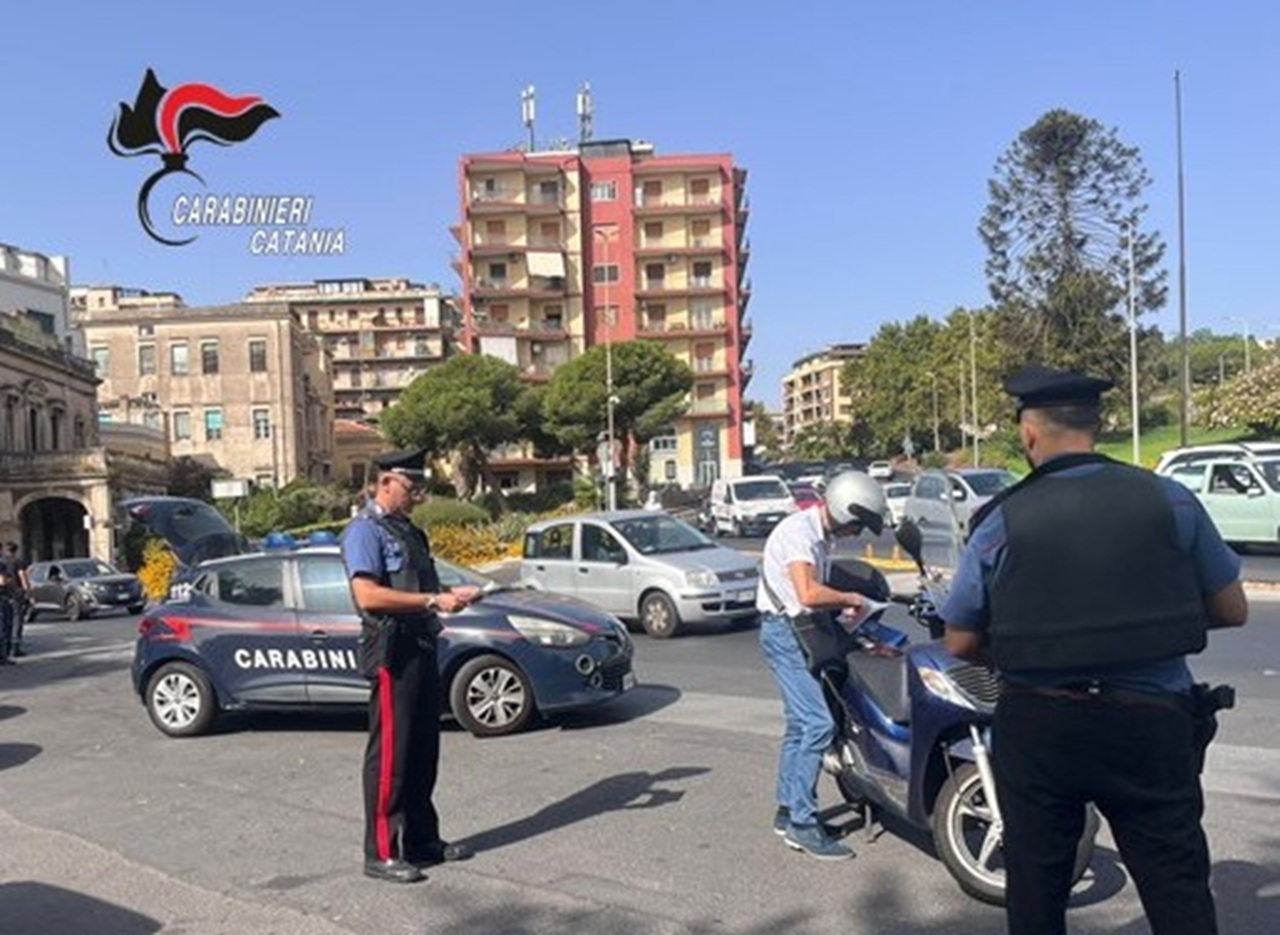 Controlli nel centro storico di Catania: sanzioni, sequestri e denunce per garantire sicurezza e decoro urbano
