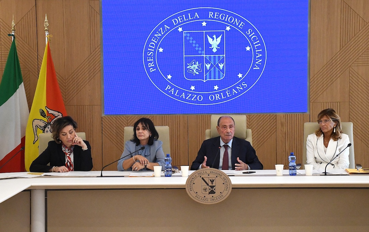 Tenere i giovani alla larga dalle droghe. Schifani: “Crediamo nella legge contro le dipendenze”