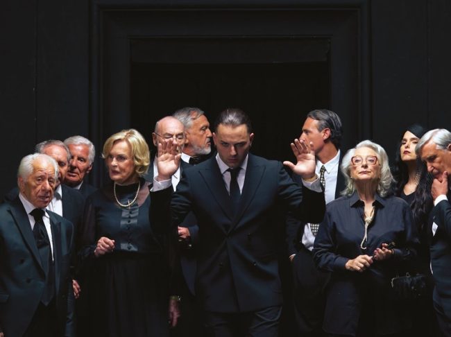 Musica, il nuovo album di Ernia come verdetto del “duello” tra soldi e amore