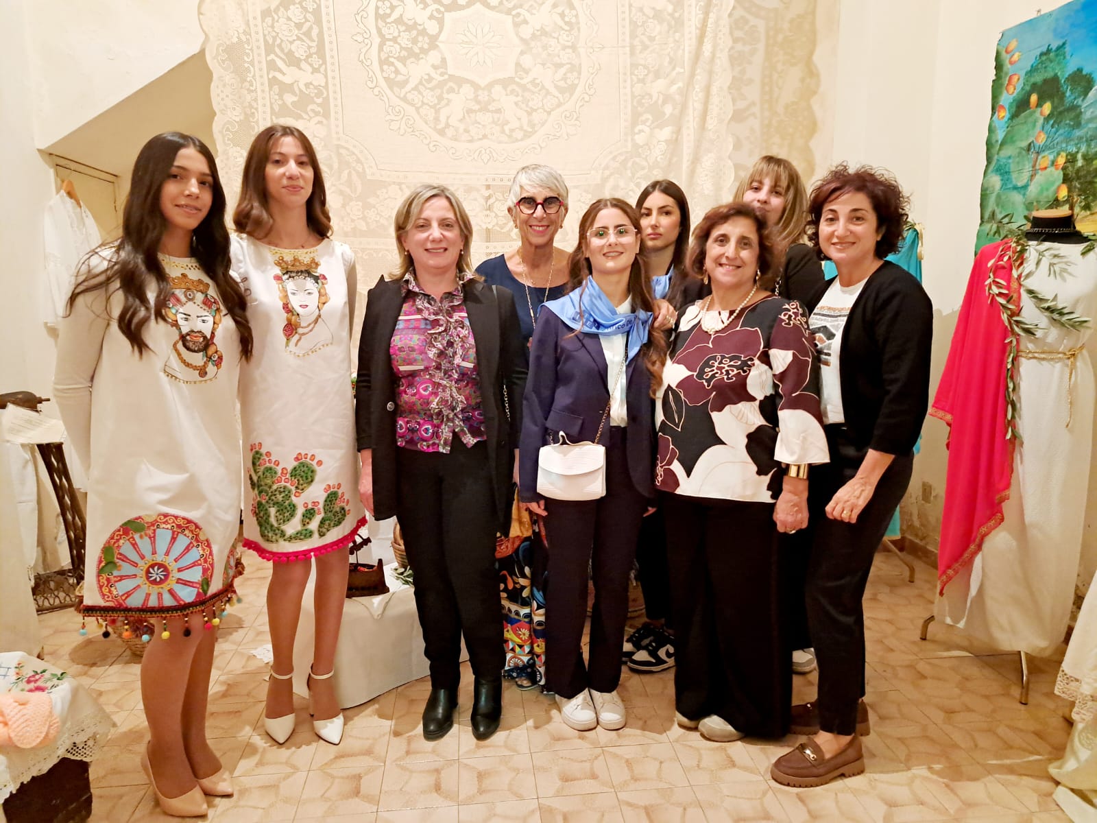 L’ITET “E. De Nicola” al Primo Festival olio evo dell’Etna: moda, arte e sicilianità a Camporotondo Etneo