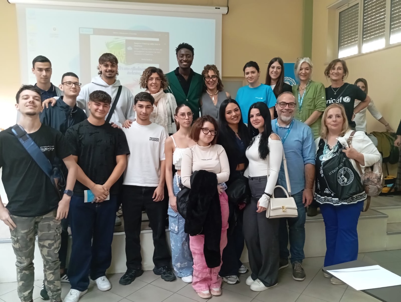 Gli studenti del Gemmellaro protagonisti del Festival della Legalità Gli studenti del Gemmellaro protagonisti del Festival della Legalità