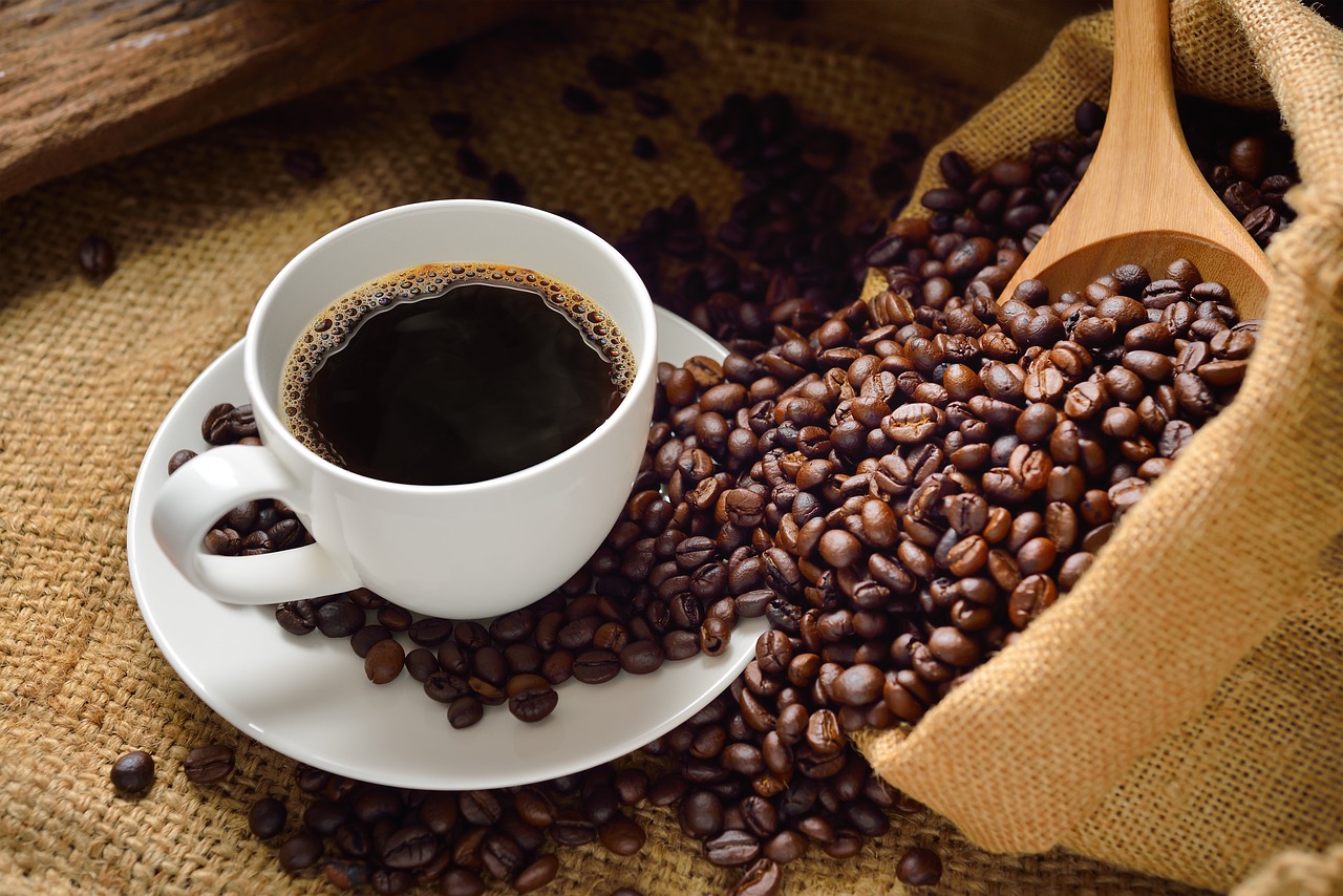 Giornata Mondiale del Caffè: storia della bevanda energizzante e ricette calde/fredde da preparare